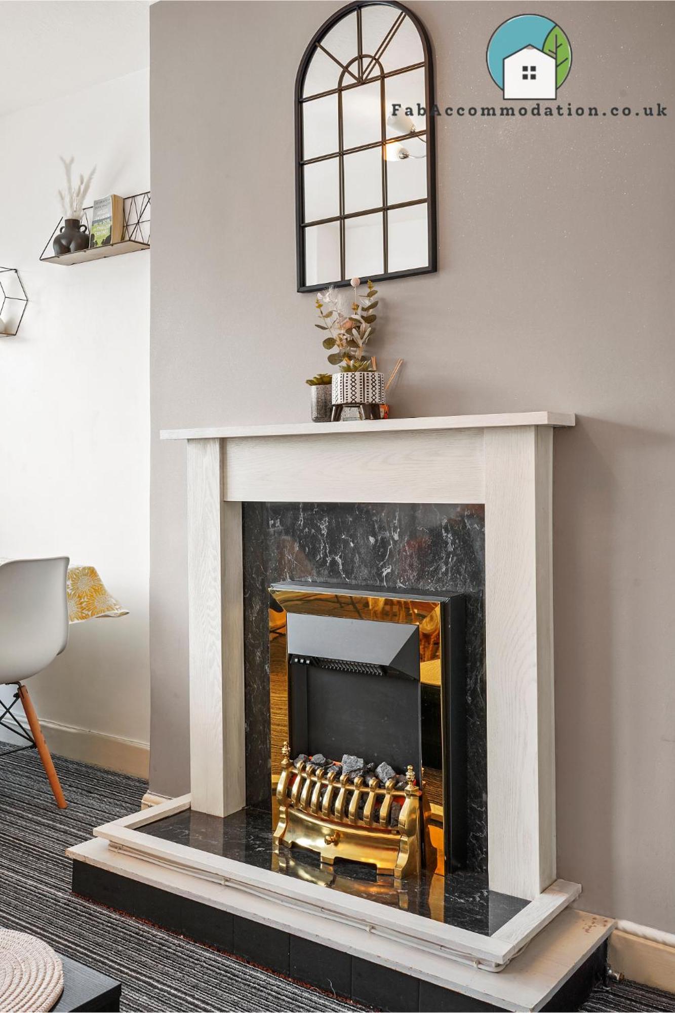 Apartment Private 2bed-parking & Garden-by Fabaccommodation Bristol